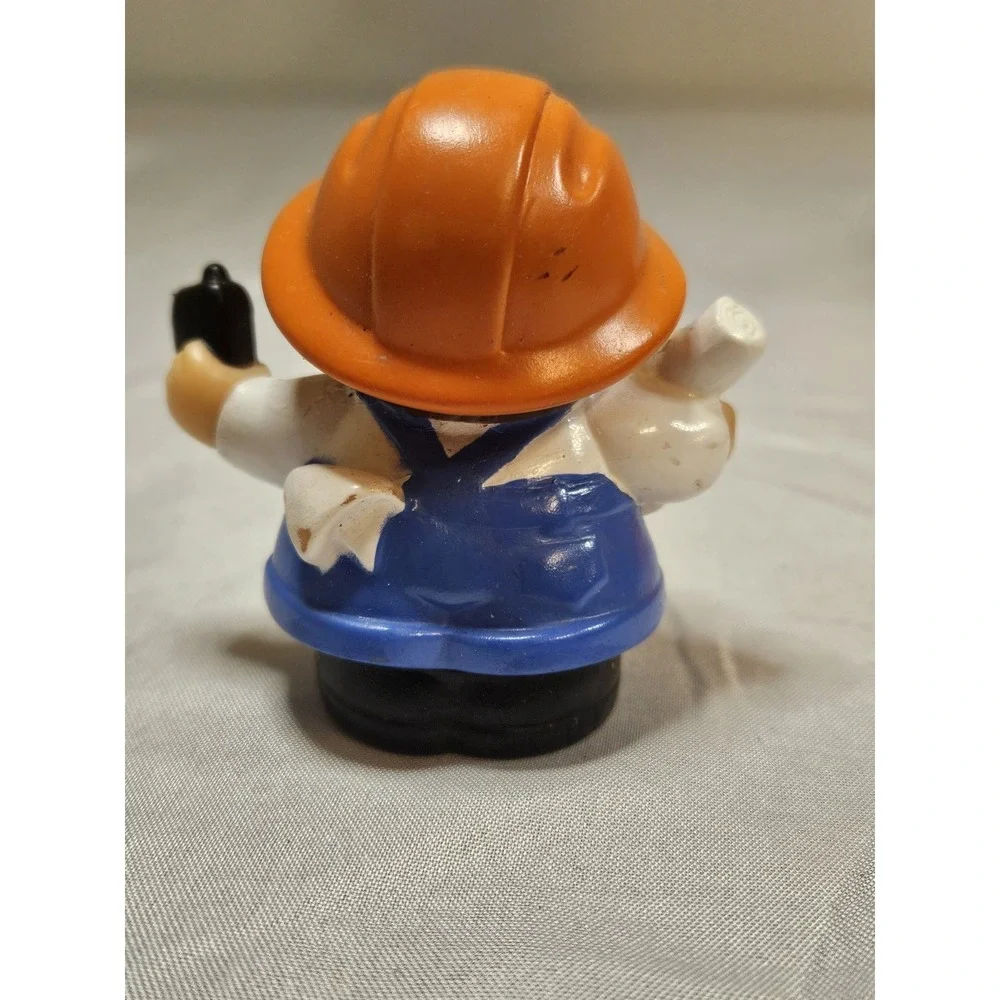 FISHER PRICE LITTLE PEOPLE Construction Worker Blue Prints & Cell Phone Used